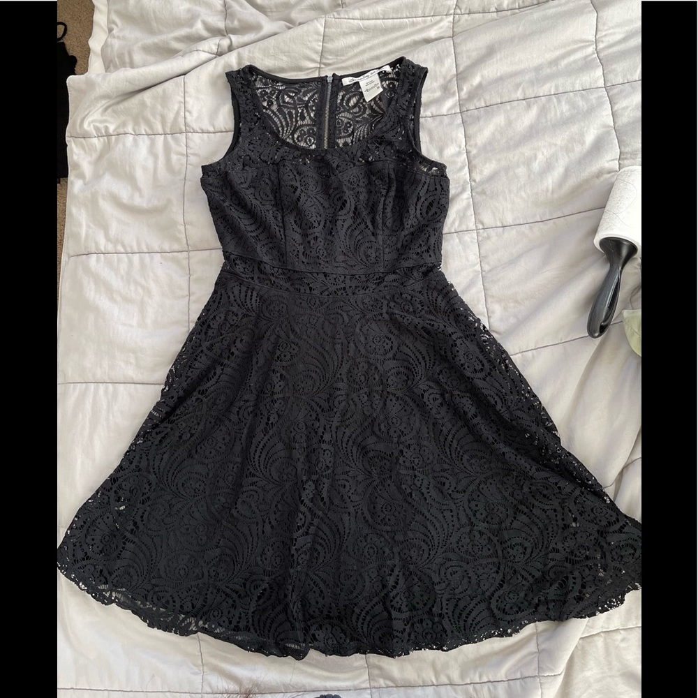American Rag Women’s black Floral Lace Crochet Skater Fitted Dress Small